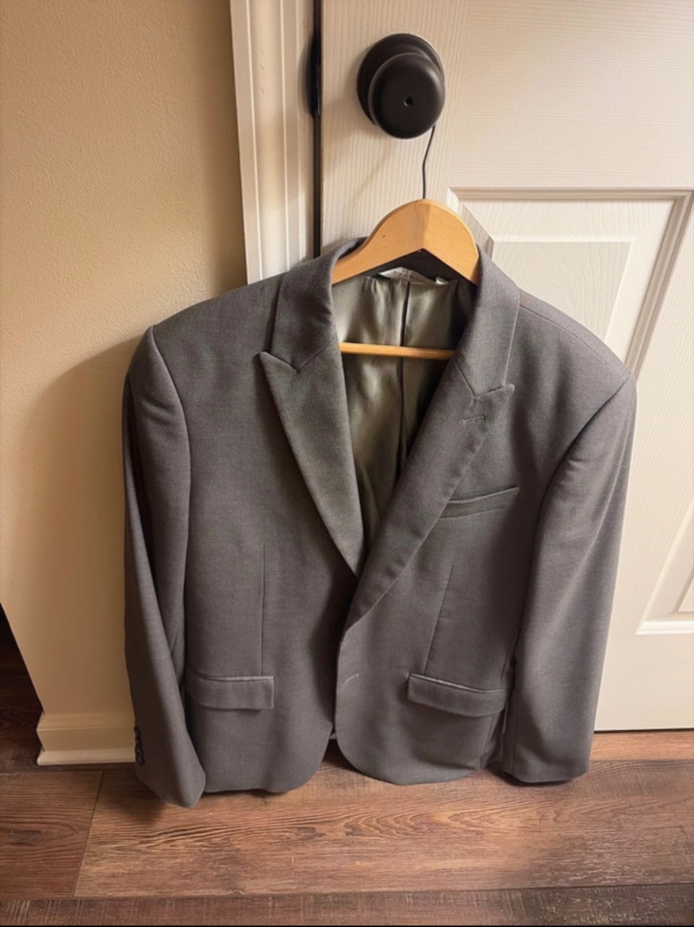 Perry Ellis Gray Men's suit